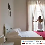 Deluxe Central Station Bed & Breakfast