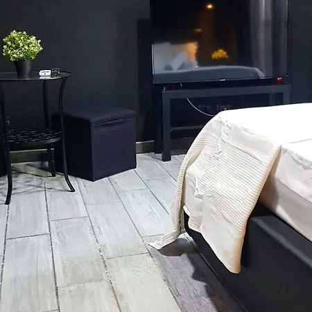 Bed & Breakfast Deluxe Central Station