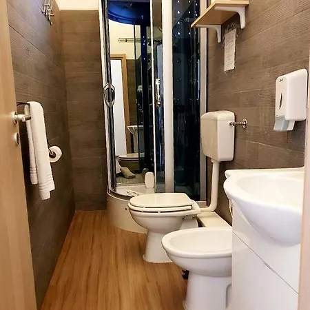فندق مبيت وإفطار Deluxe Central Station