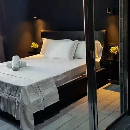 Deluxe Central Station فندق مبيت وإفطار