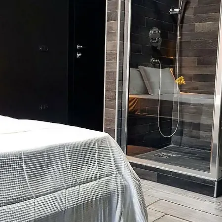 فندق مبيت وإفطار Deluxe Central Station