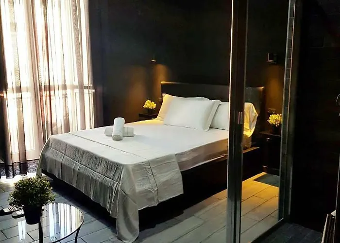 Bed & Breakfast Deluxe Central Station