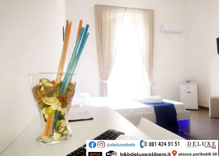 Deluxe Central Station * Neapel