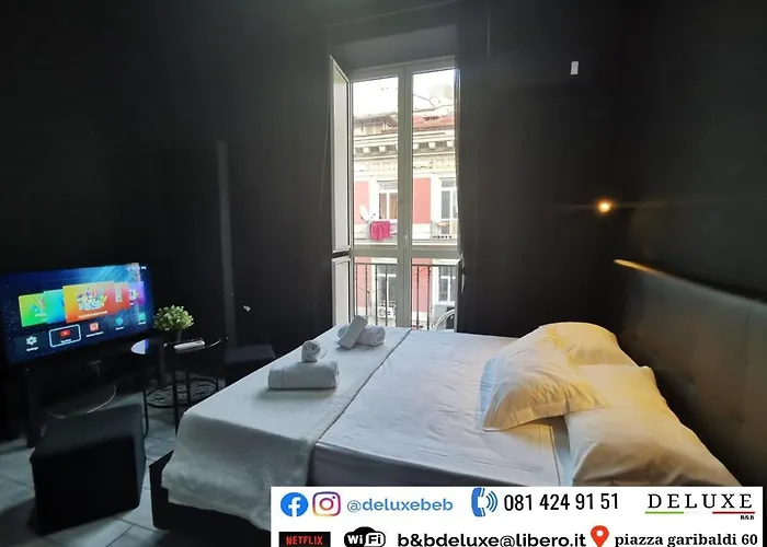 Deluxe Central Station Bed & Breakfast