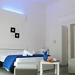 Deluxe Central Station Неаполь