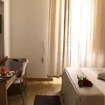 Deluxe Central Station Неаполь